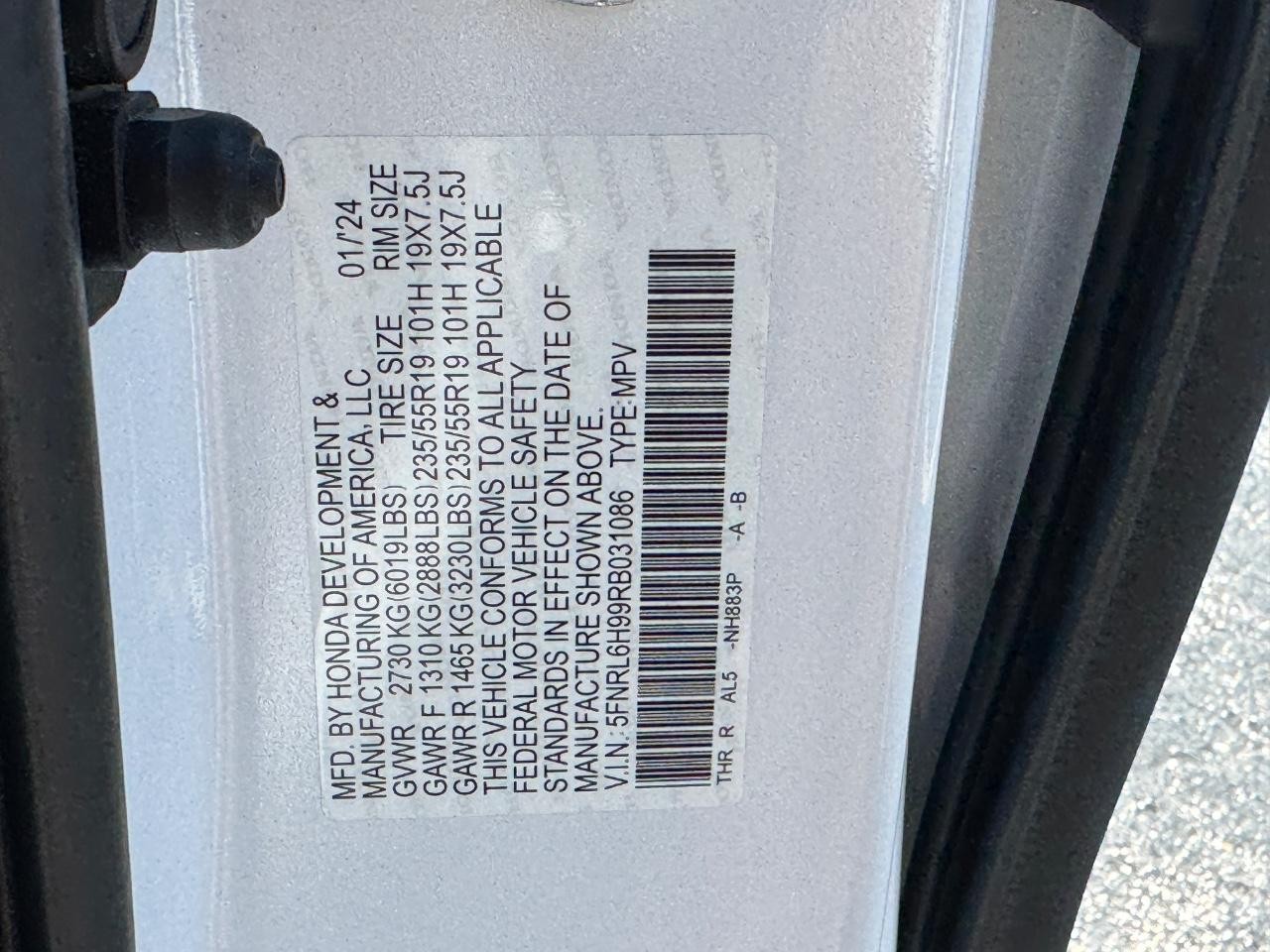 Honda Odyssey Vehicle Full-screen Gallery Image 30