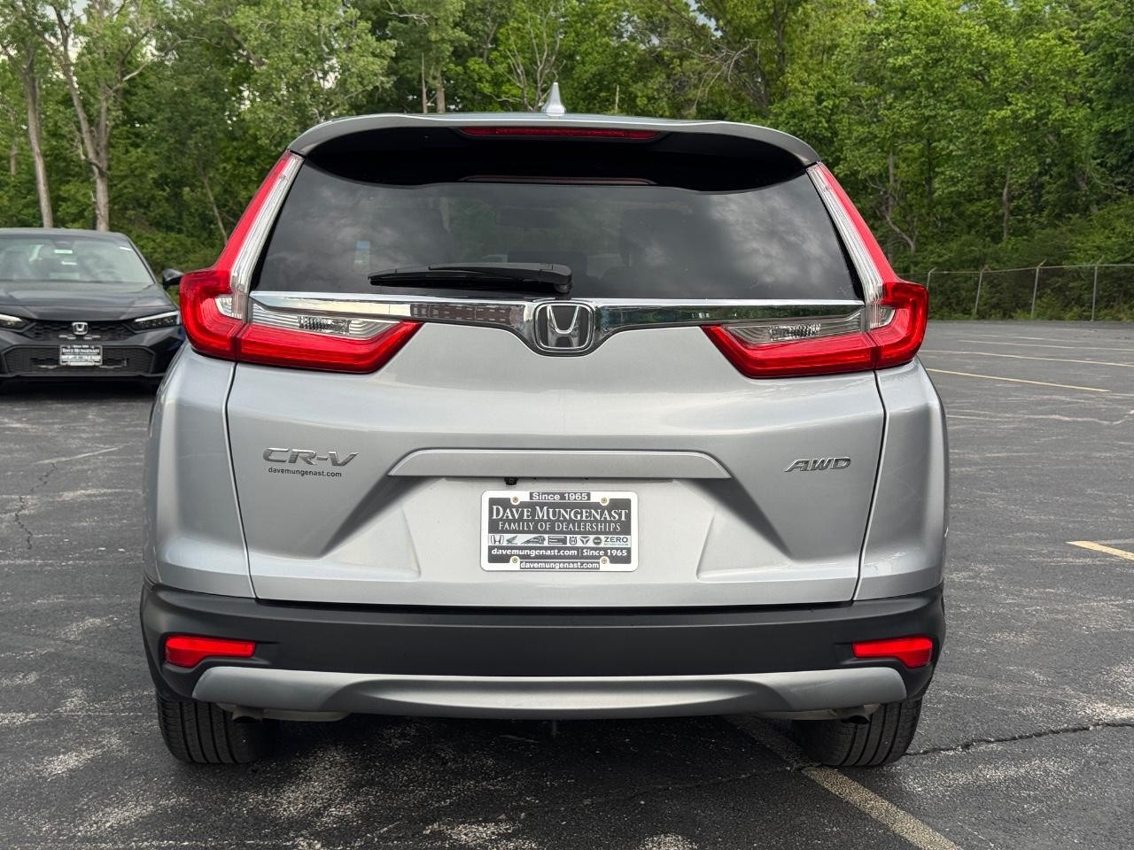 Honda CR-V Vehicle Full-screen Gallery Image 06