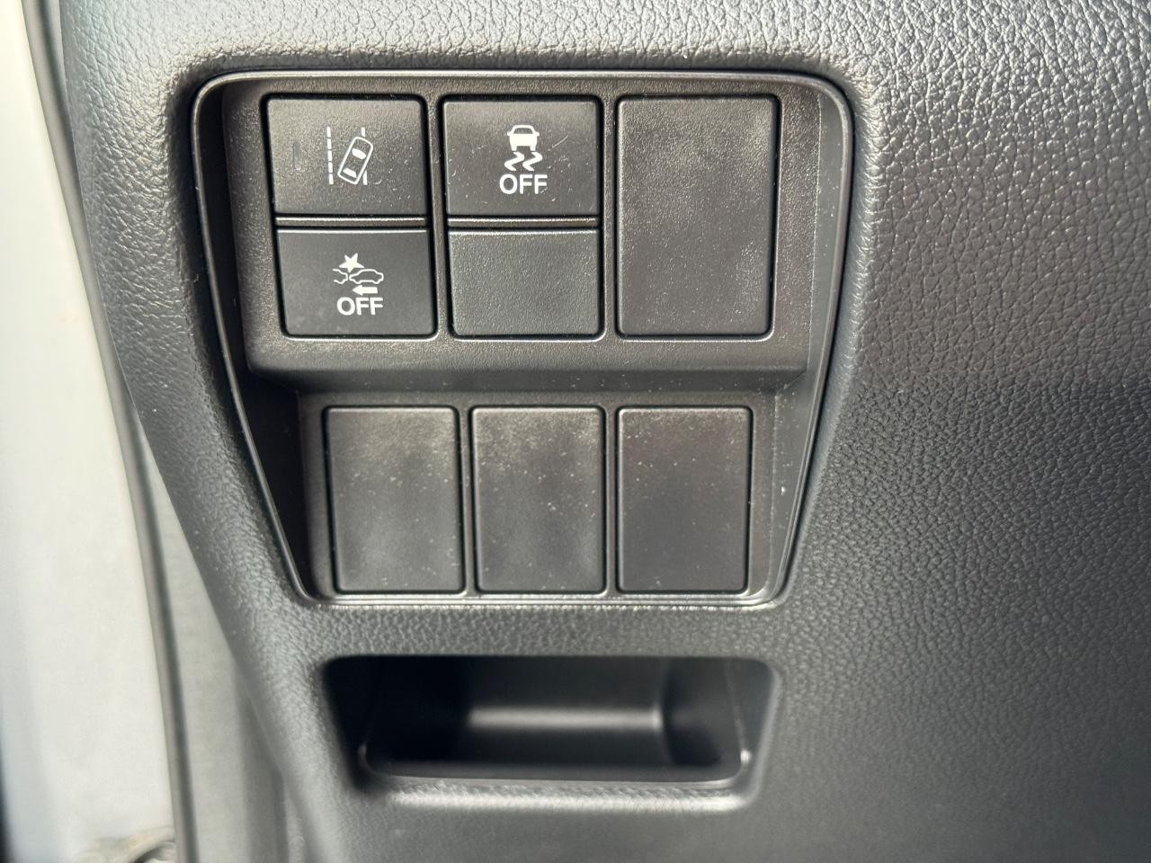 Honda CR-V Vehicle Full-screen Gallery Image 23