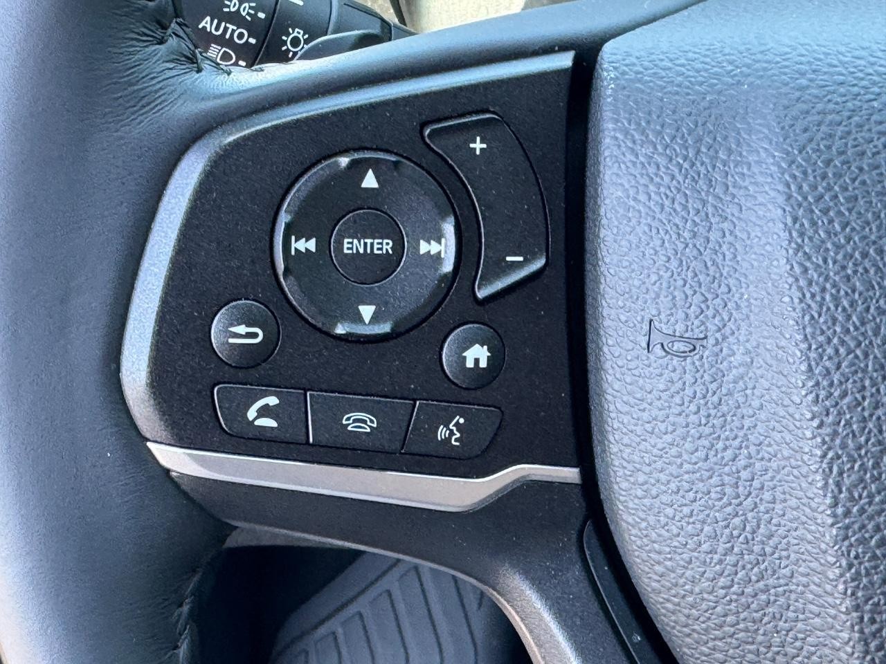 Honda Odyssey Vehicle Full-screen Gallery Image 21
