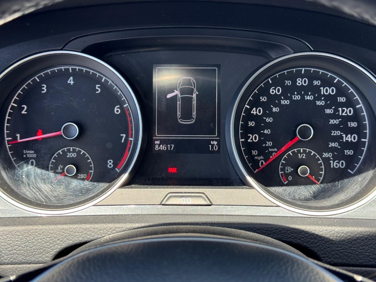 Volkswagen Golf SportWagen Vehicle Full-screen Gallery Image 19