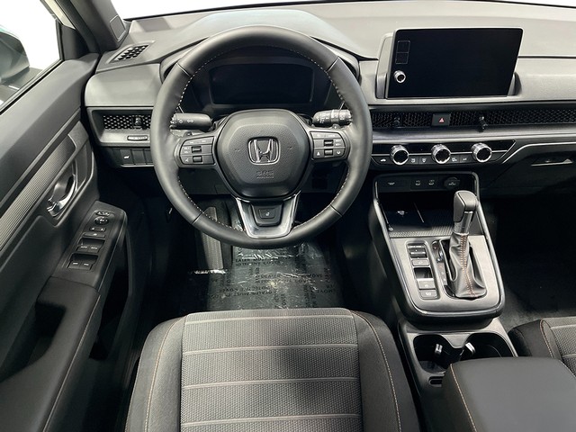 Honda CR-V Hybrid Vehicle Full-screen Gallery Image 27