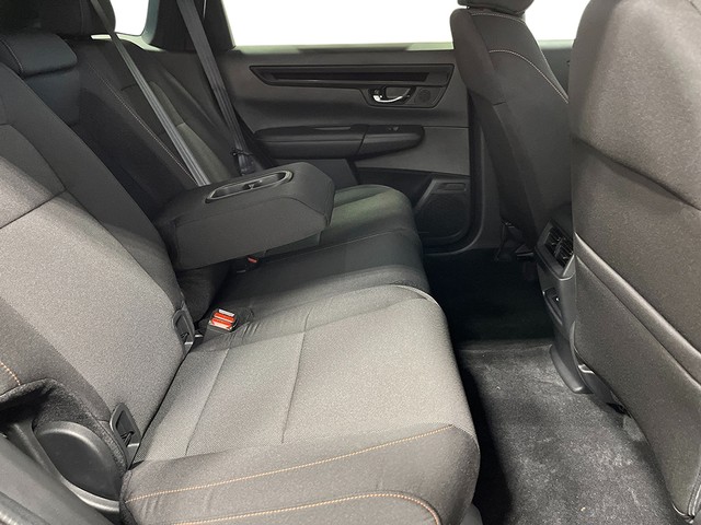 Honda CR-V Hybrid Vehicle Full-screen Gallery Image 29