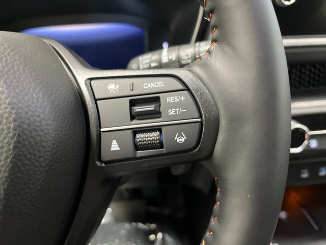 Honda CR-V Hybrid Vehicle Full-screen Gallery Image 20