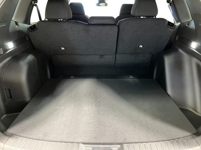 Honda CR-V Hybrid Vehicle Full-screen Gallery Image 28