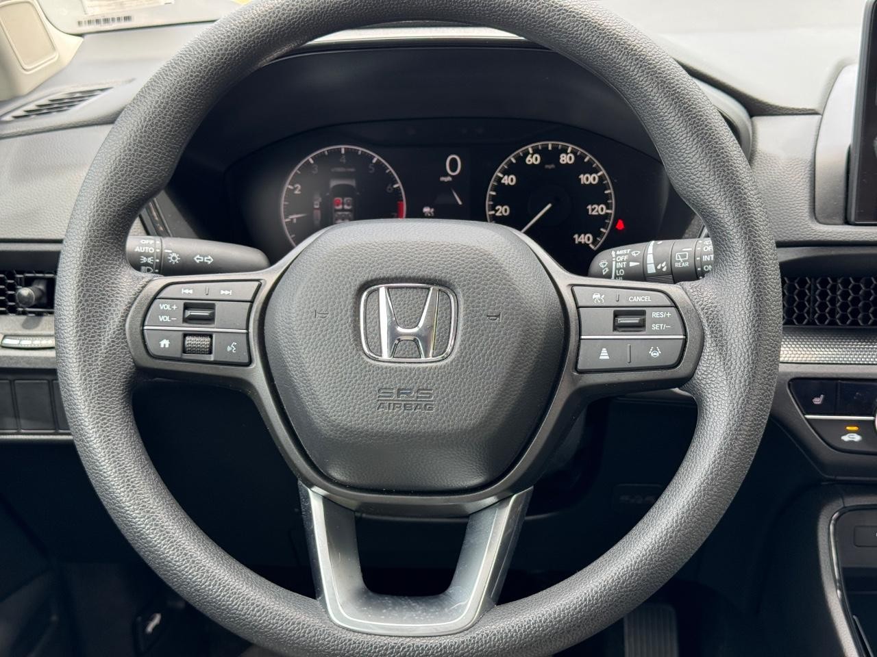 Honda CR-V Vehicle Full-screen Gallery Image 13