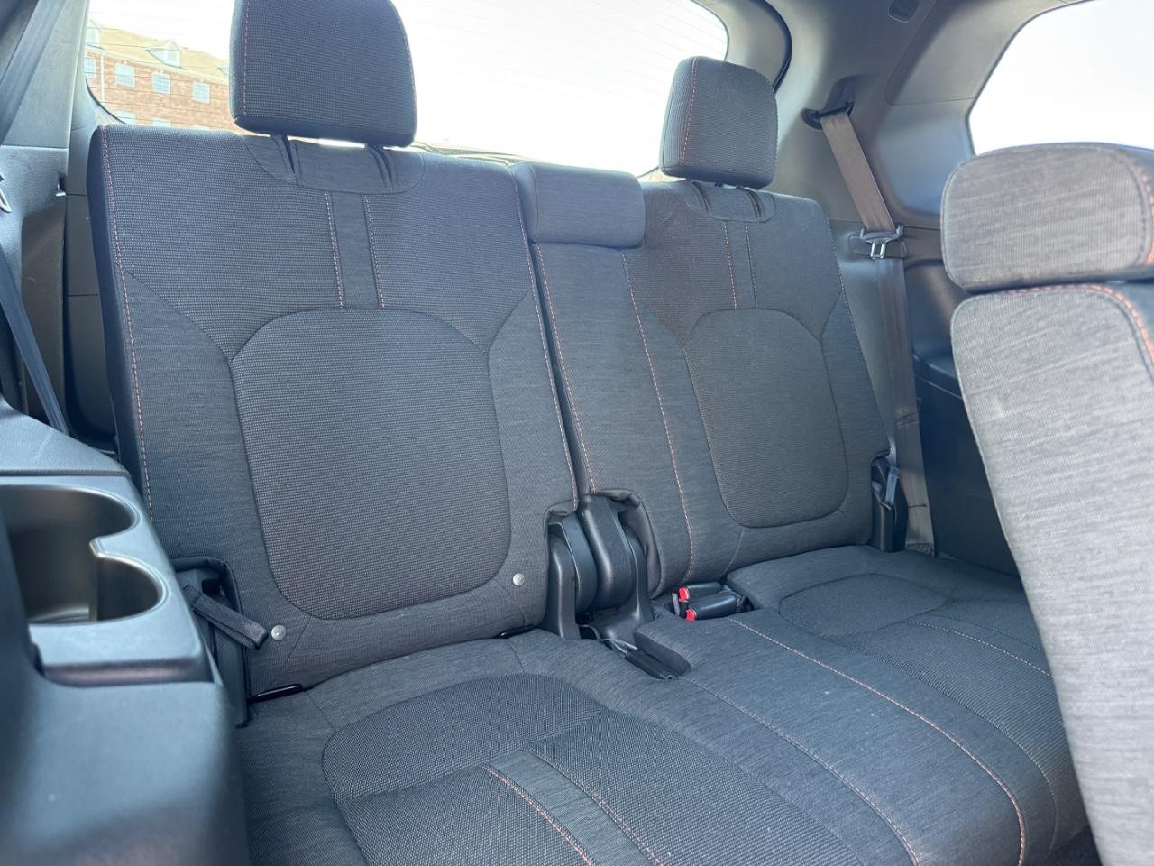 Honda Pilot Vehicle Full-screen Gallery Image 12