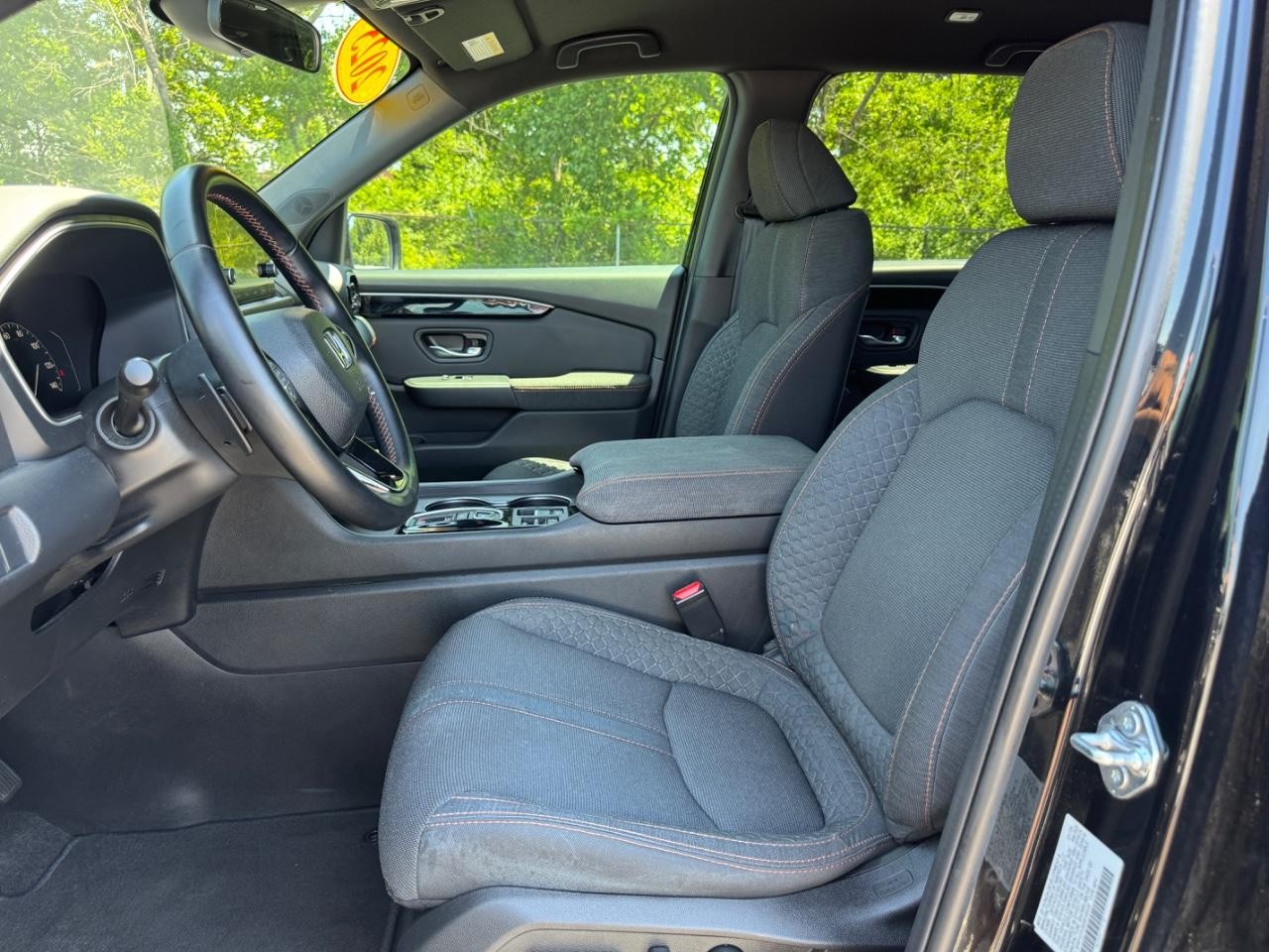 Honda Pilot Vehicle Full-screen Gallery Image 20