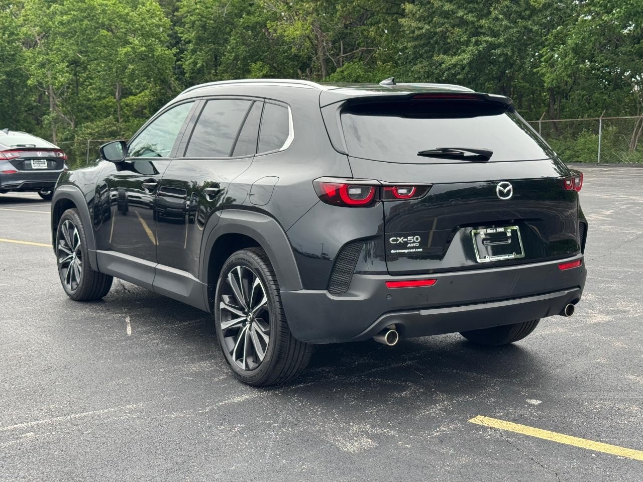 Mazda CX-50 Vehicle Full-screen Gallery Image 07