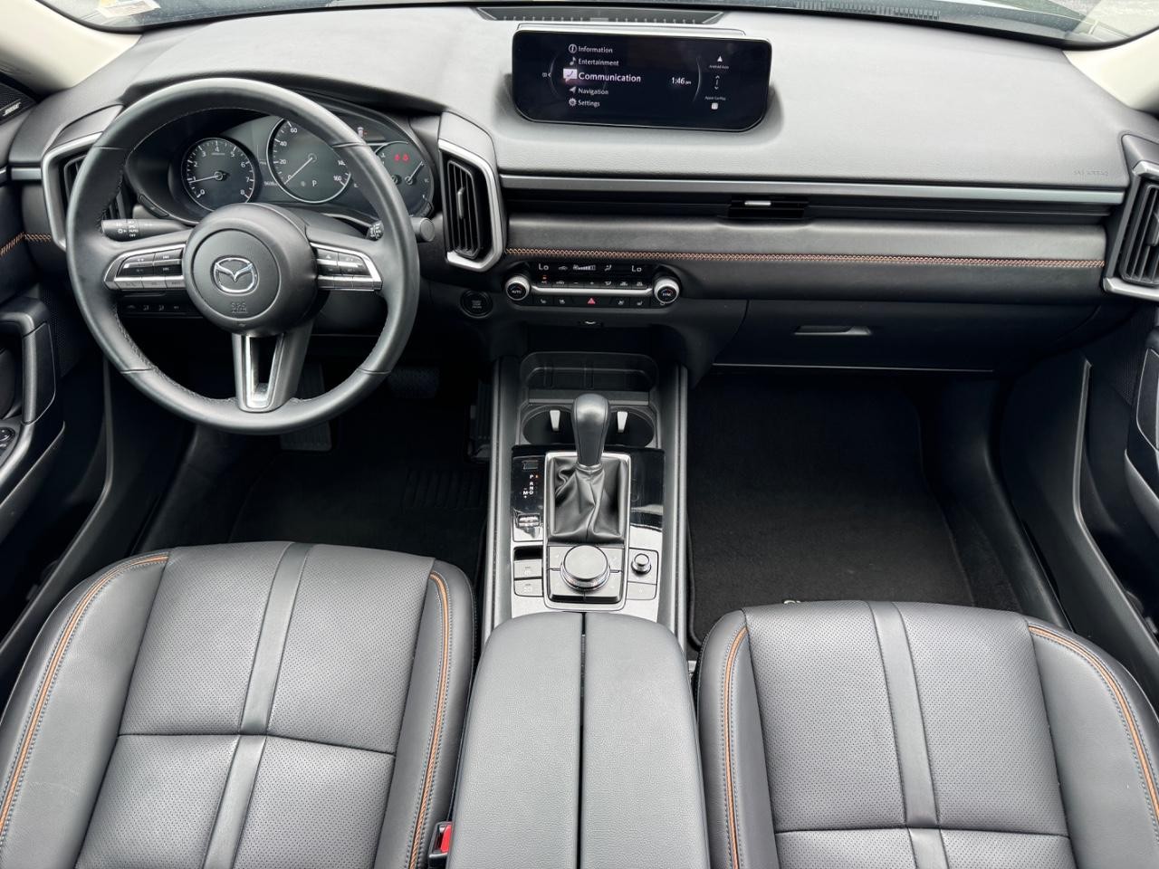 Mazda CX-50 Vehicle Full-screen Gallery Image 12