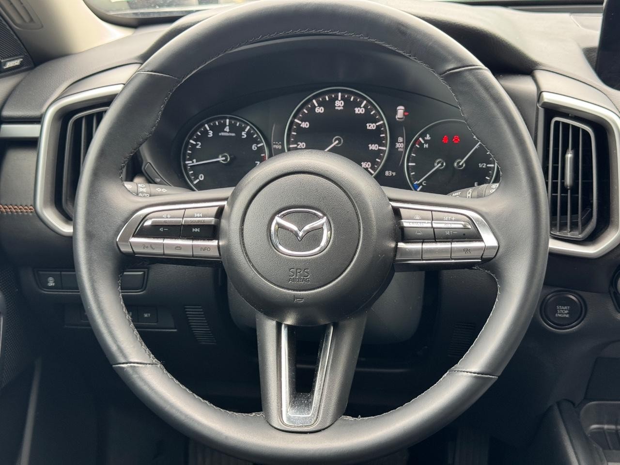 Mazda CX-50 Vehicle Full-screen Gallery Image 13