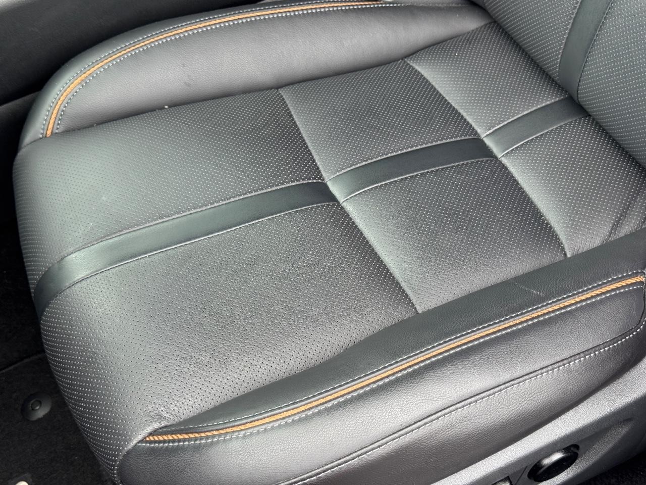 Mazda CX-50 Vehicle Full-screen Gallery Image 27