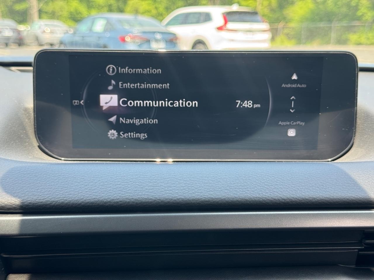 Mazda CX-50 Hybrid Vehicle Full-screen Gallery Image 14