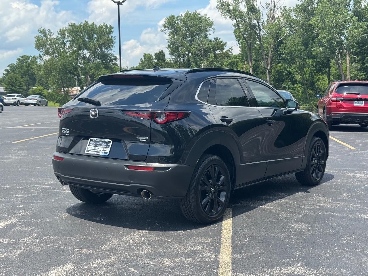 Mazda CX-30 Vehicle Full-screen Gallery Image 04