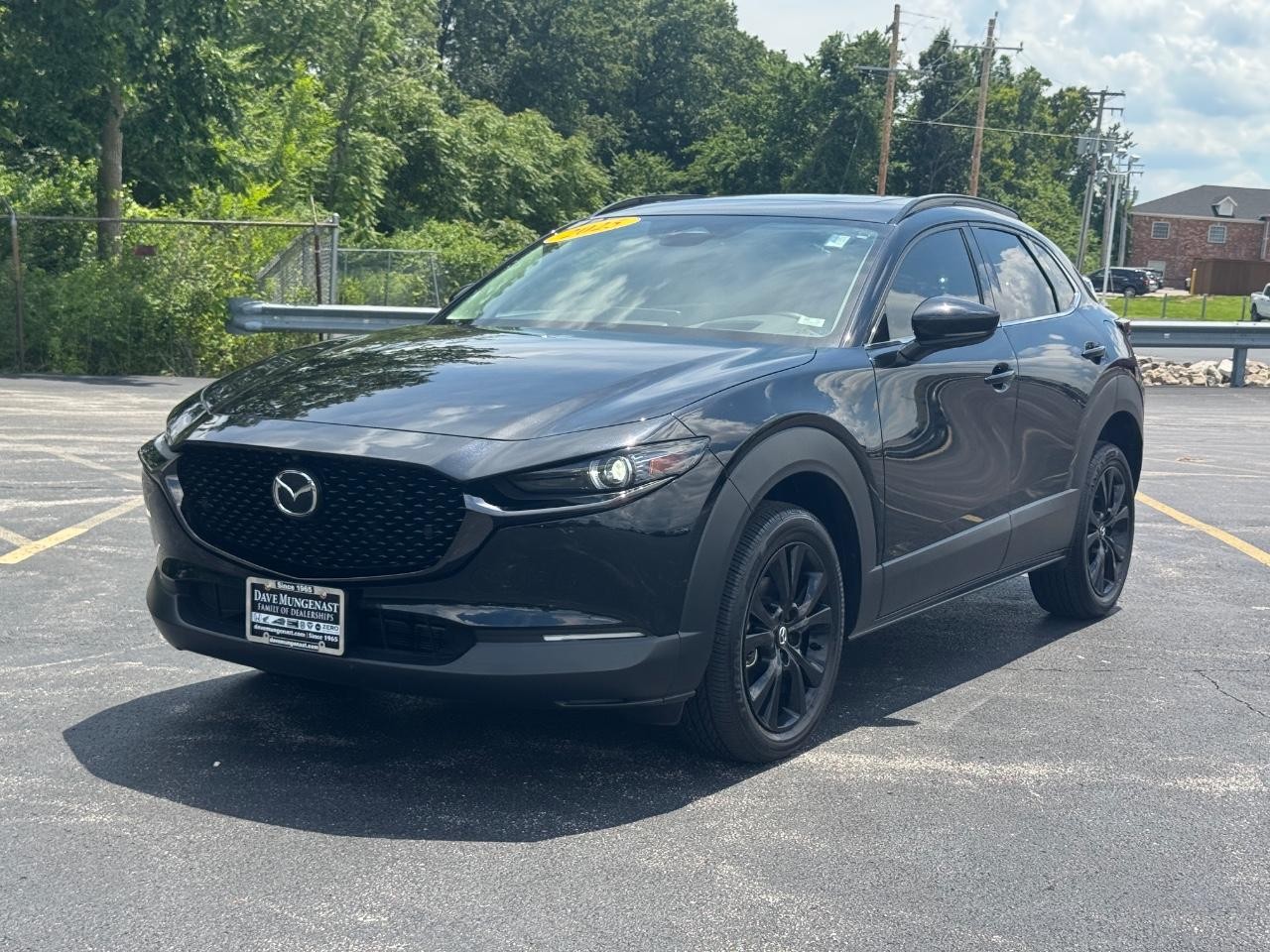 Mazda CX-30 Vehicle Full-screen Gallery Image 09
