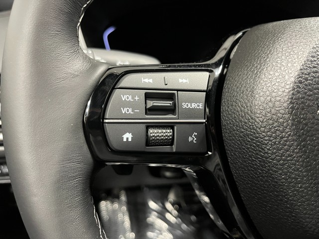 Honda Civic Hatchback Vehicle Full-screen Gallery Image 17
