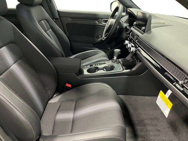 Honda Civic Hatchback Vehicle Full-screen Gallery Image 26