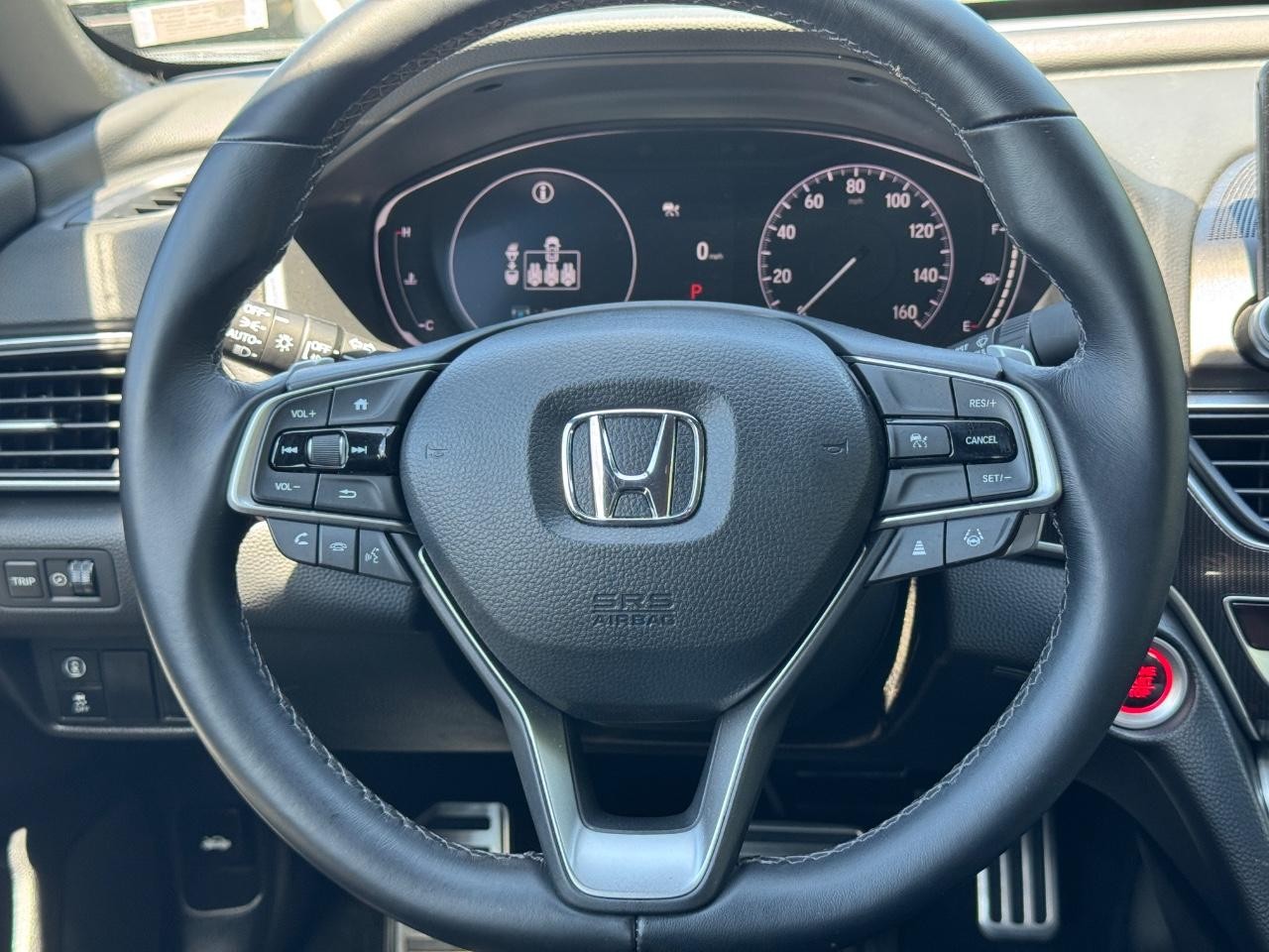 Honda Accord Sedan Vehicle Full-screen Gallery Image 13