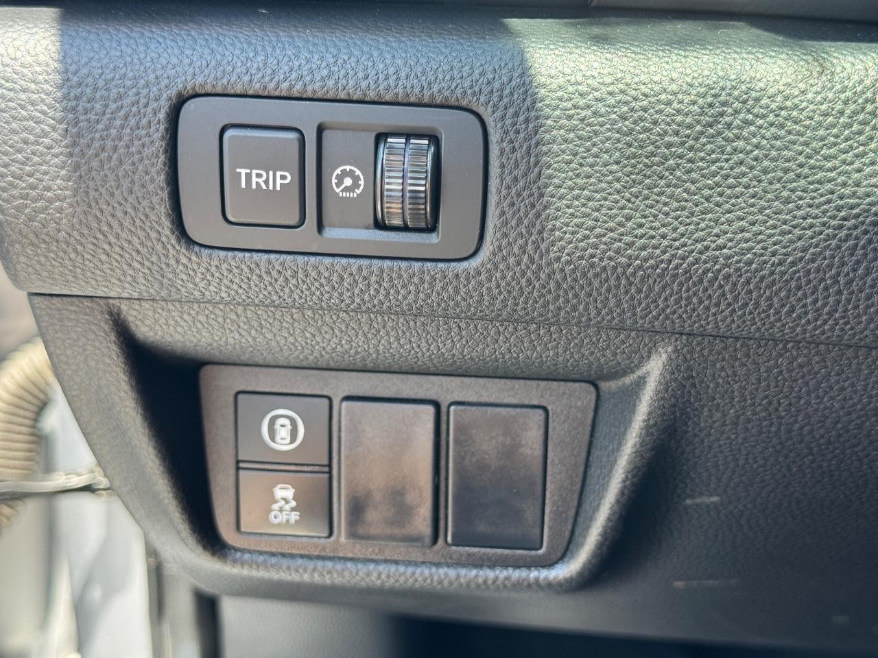 Honda Accord Sedan Vehicle Full-screen Gallery Image 23