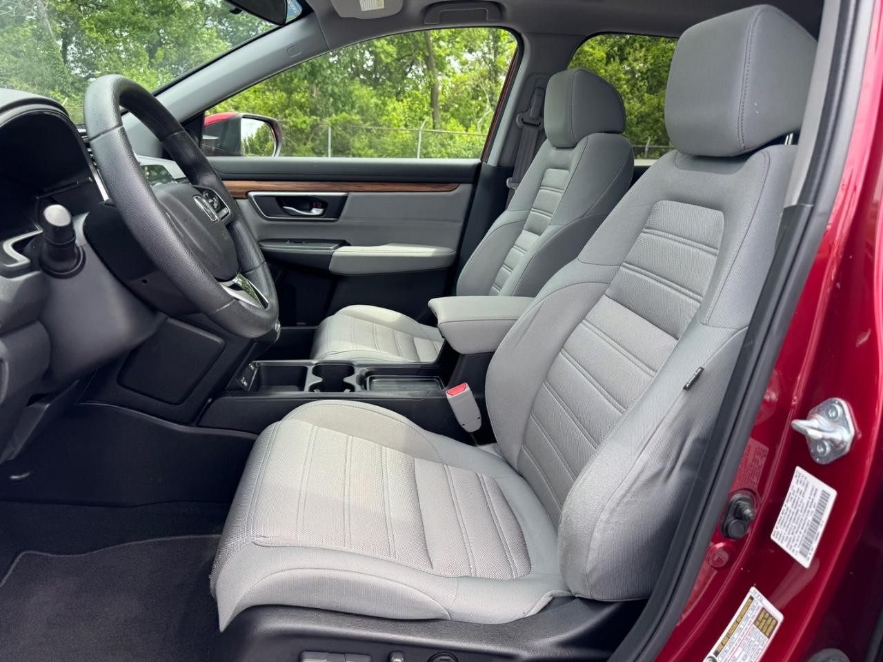 Honda CR-V Vehicle Full-screen Gallery Image 18