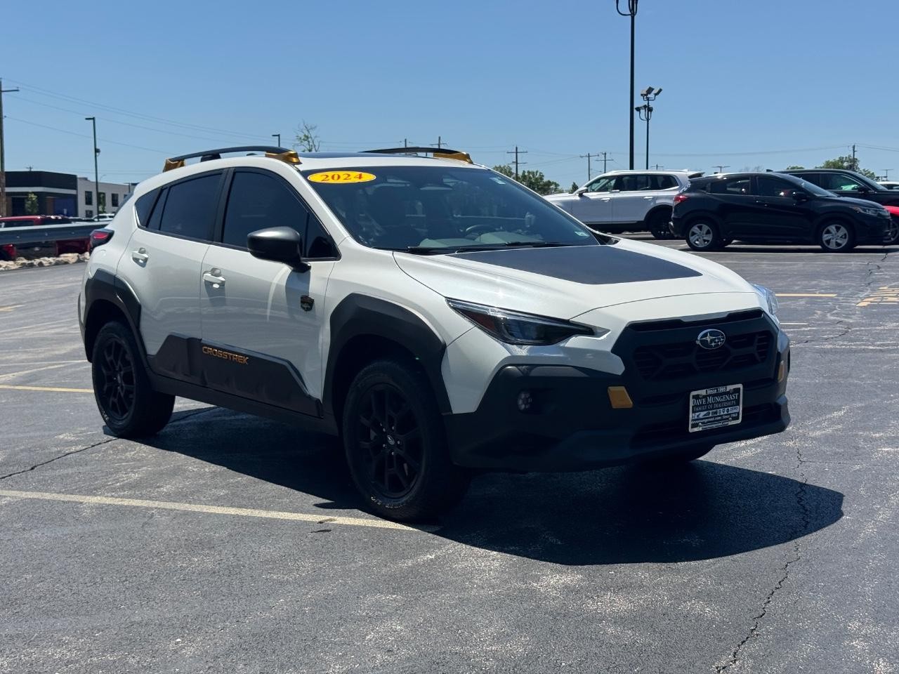 Subaru Crosstrek Vehicle Full-screen Gallery Image 02