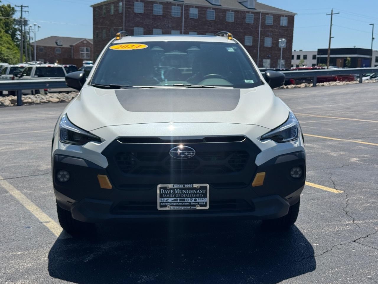 Subaru Crosstrek Vehicle Full-screen Gallery Image 10