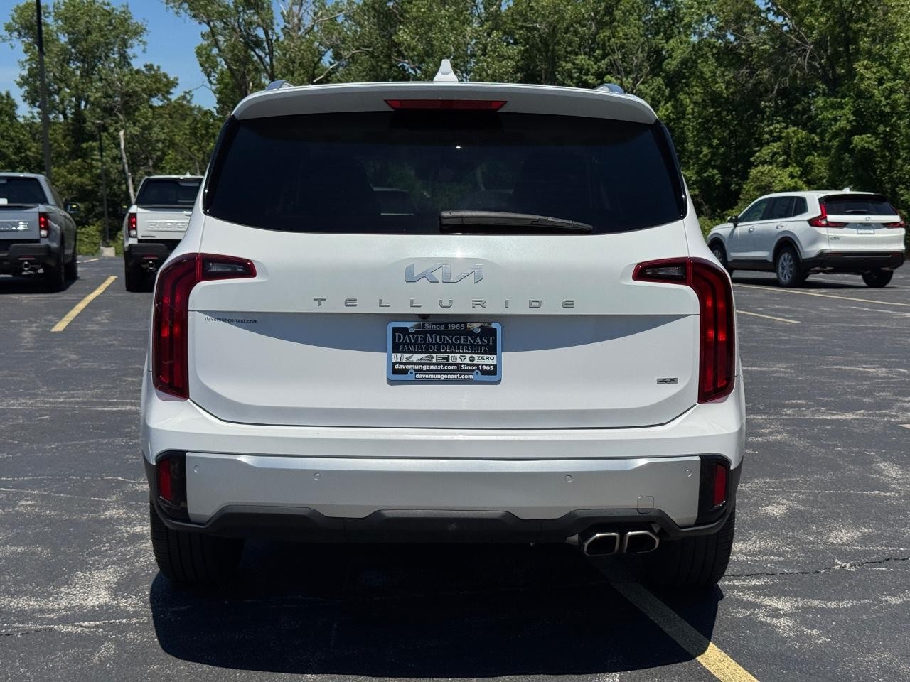 Kia Telluride Vehicle Full-screen Gallery Image 06