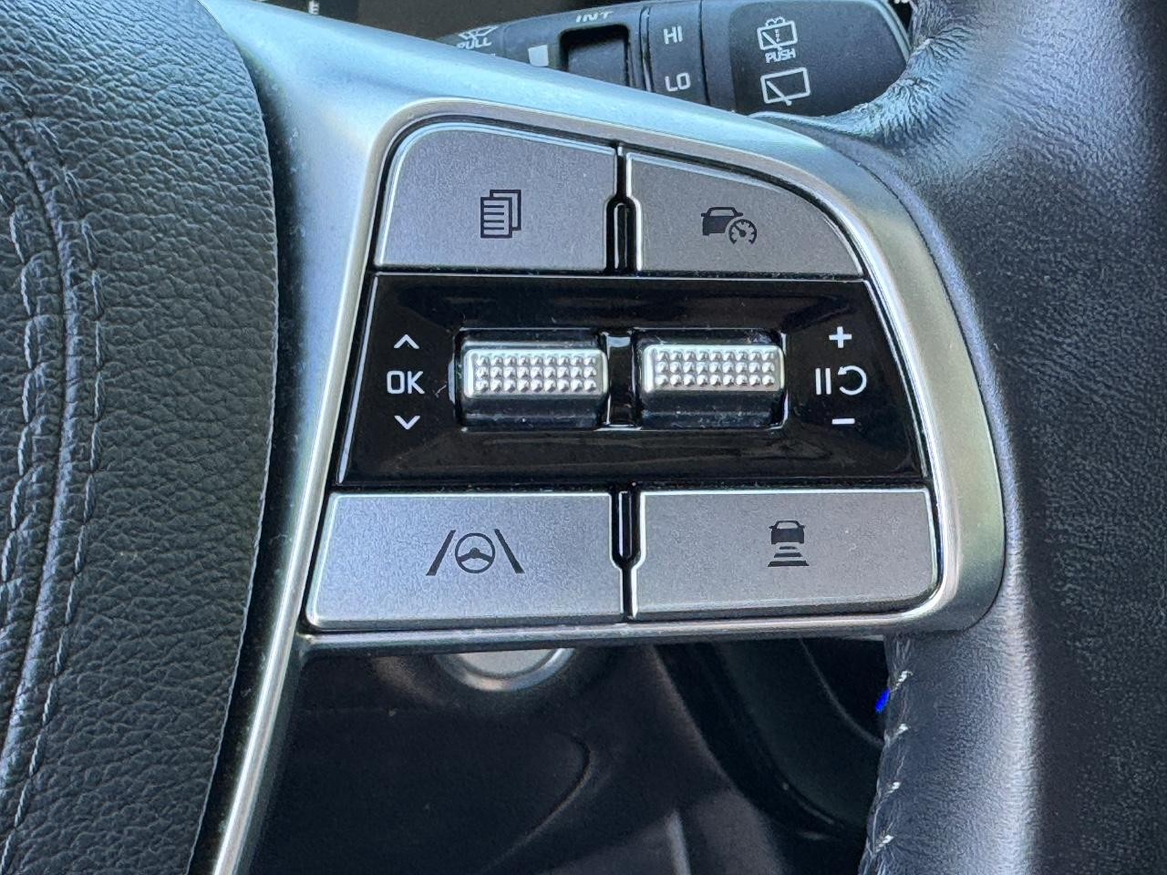 Kia Telluride Vehicle Full-screen Gallery Image 24