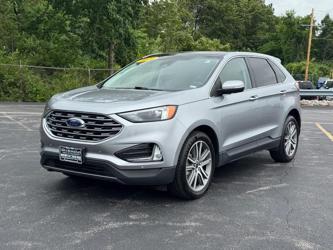 Ford Edge Vehicle Full-screen Gallery Image 09