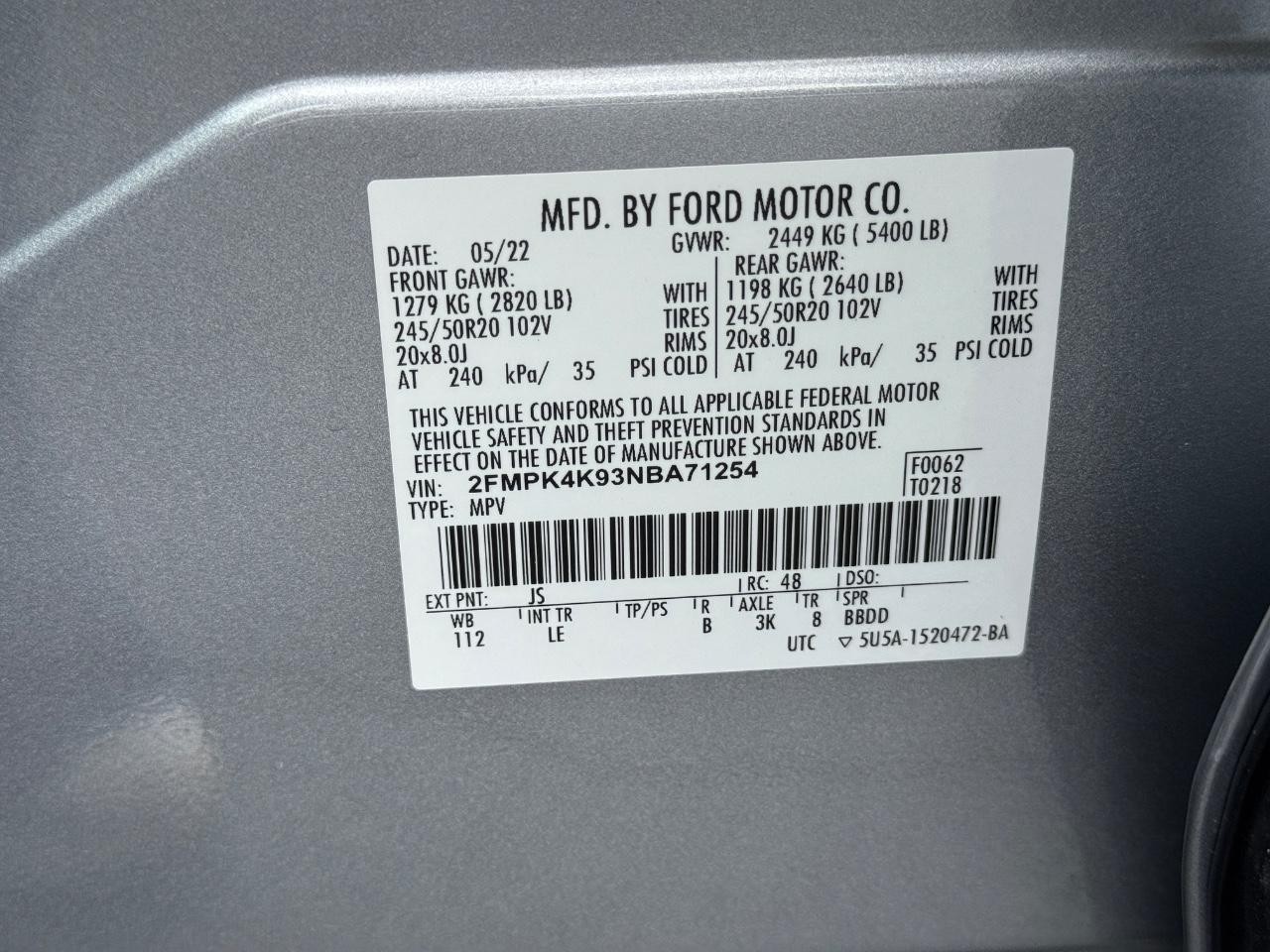 Ford Edge Vehicle Full-screen Gallery Image 27