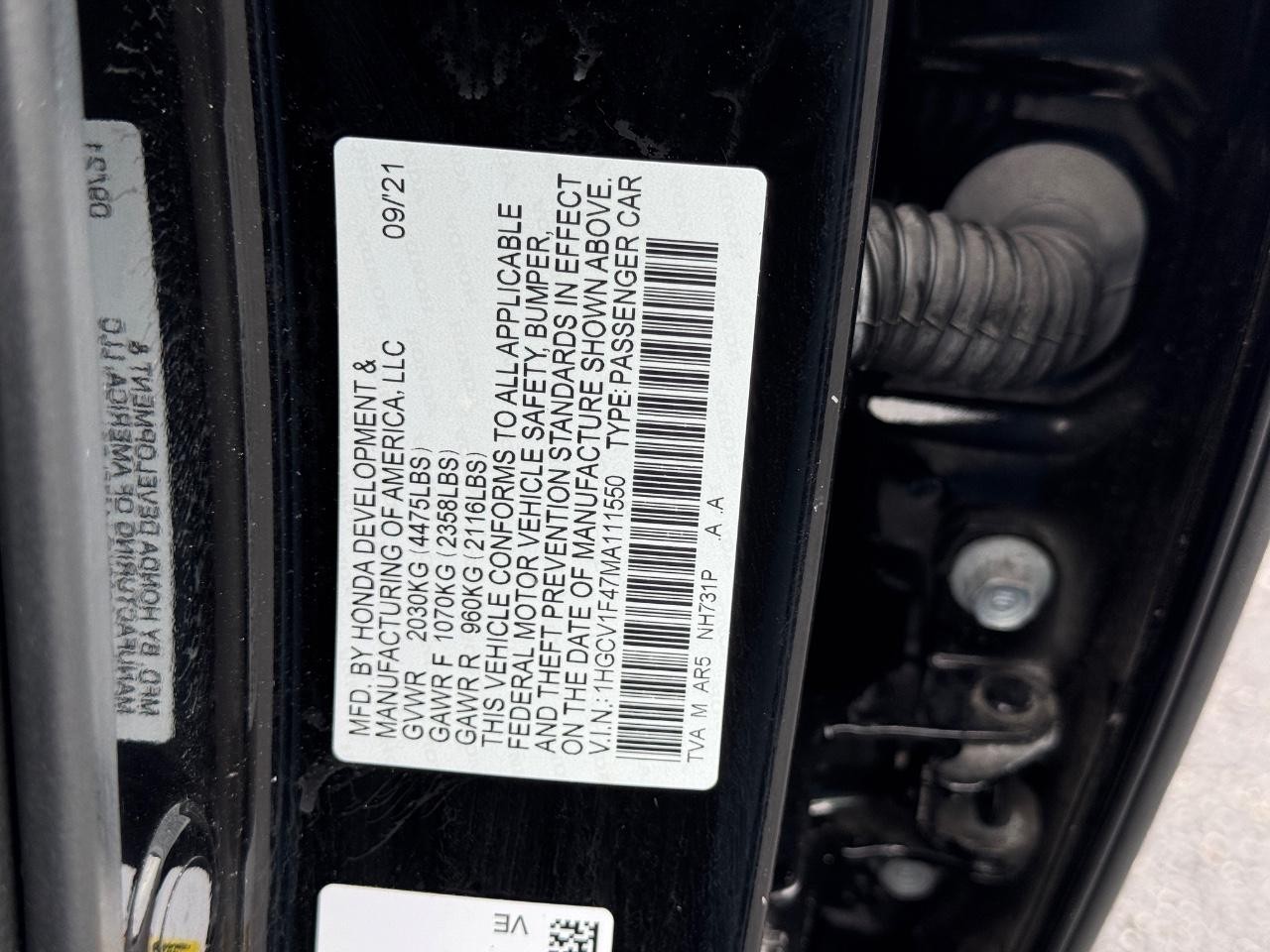 Honda Accord Sedan Vehicle Full-screen Gallery Image 26