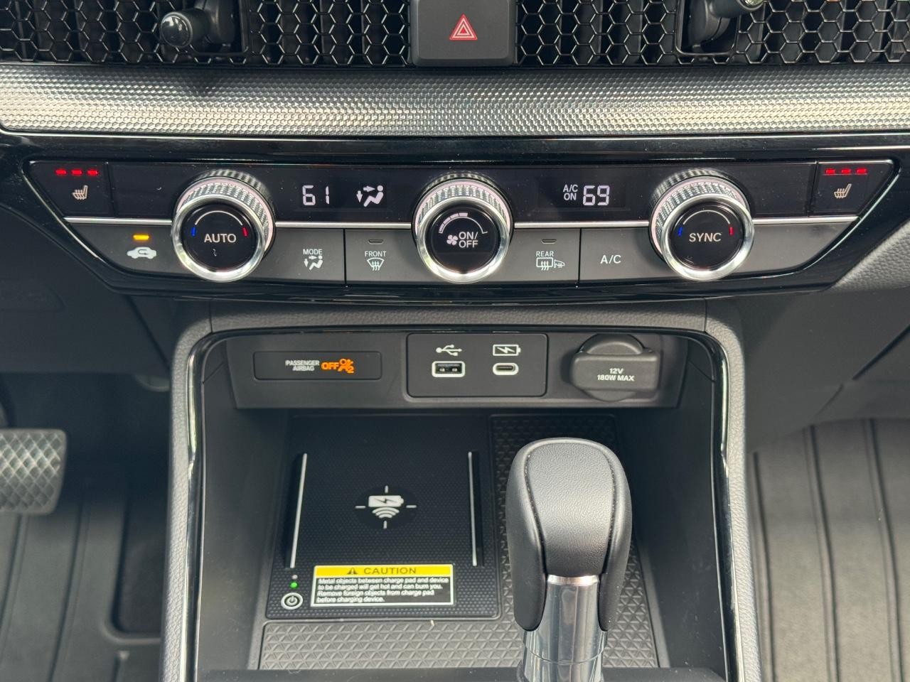 Honda CR-V Vehicle Full-screen Gallery Image 20