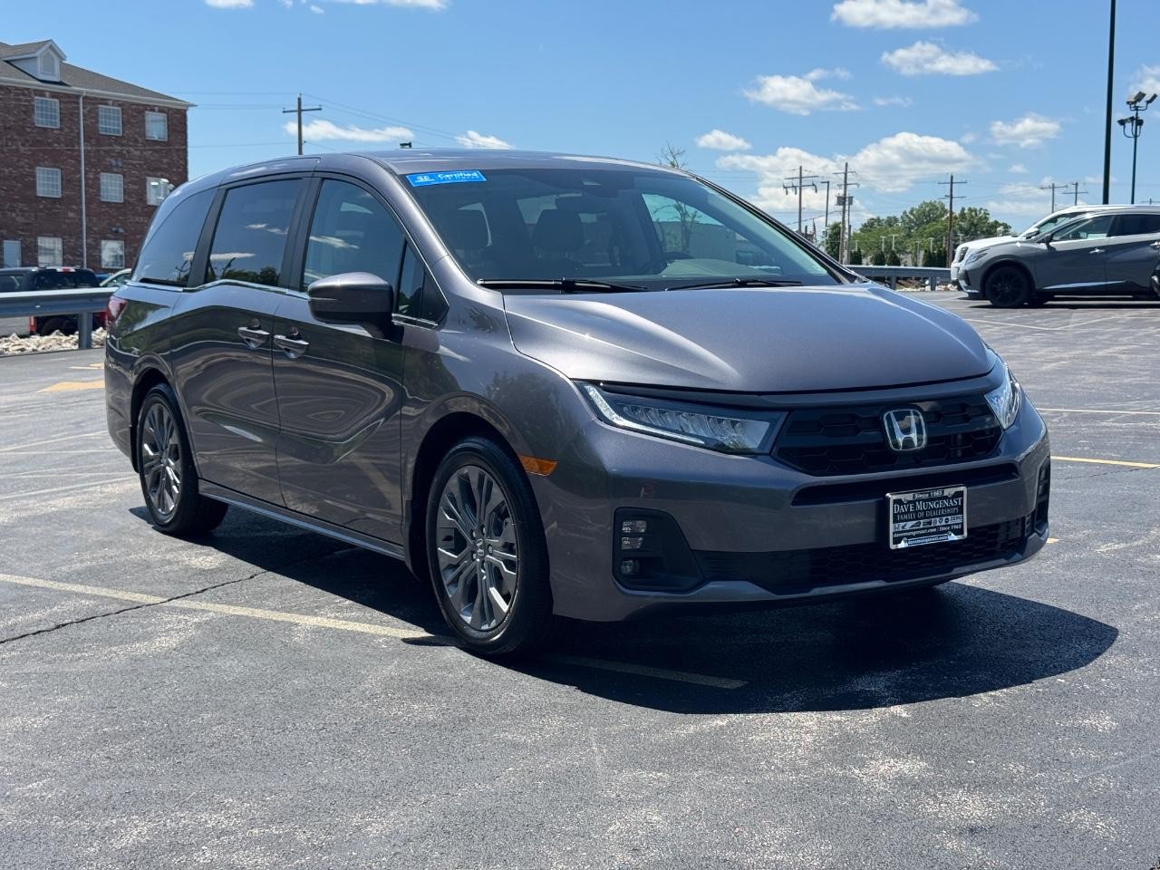 Honda Odyssey Vehicle Full-screen Gallery Image 02