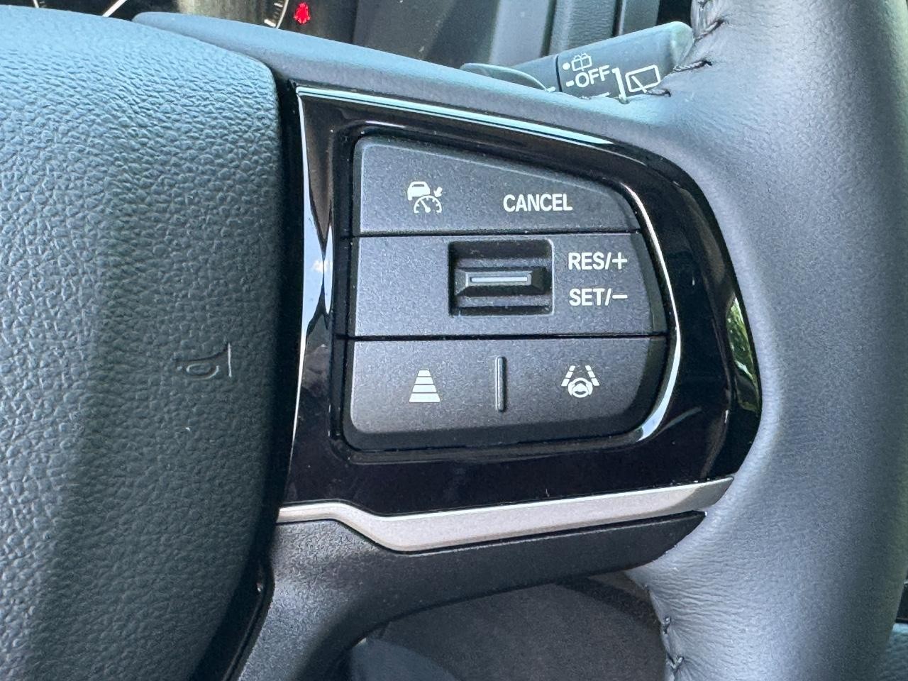 Honda Odyssey Vehicle Full-screen Gallery Image 23