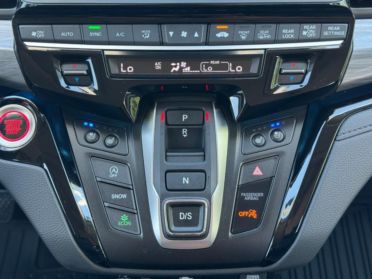 Honda Odyssey Vehicle Full-screen Gallery Image 16