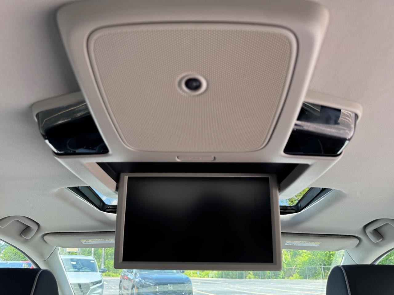 Honda Odyssey Vehicle Full-screen Gallery Image 18