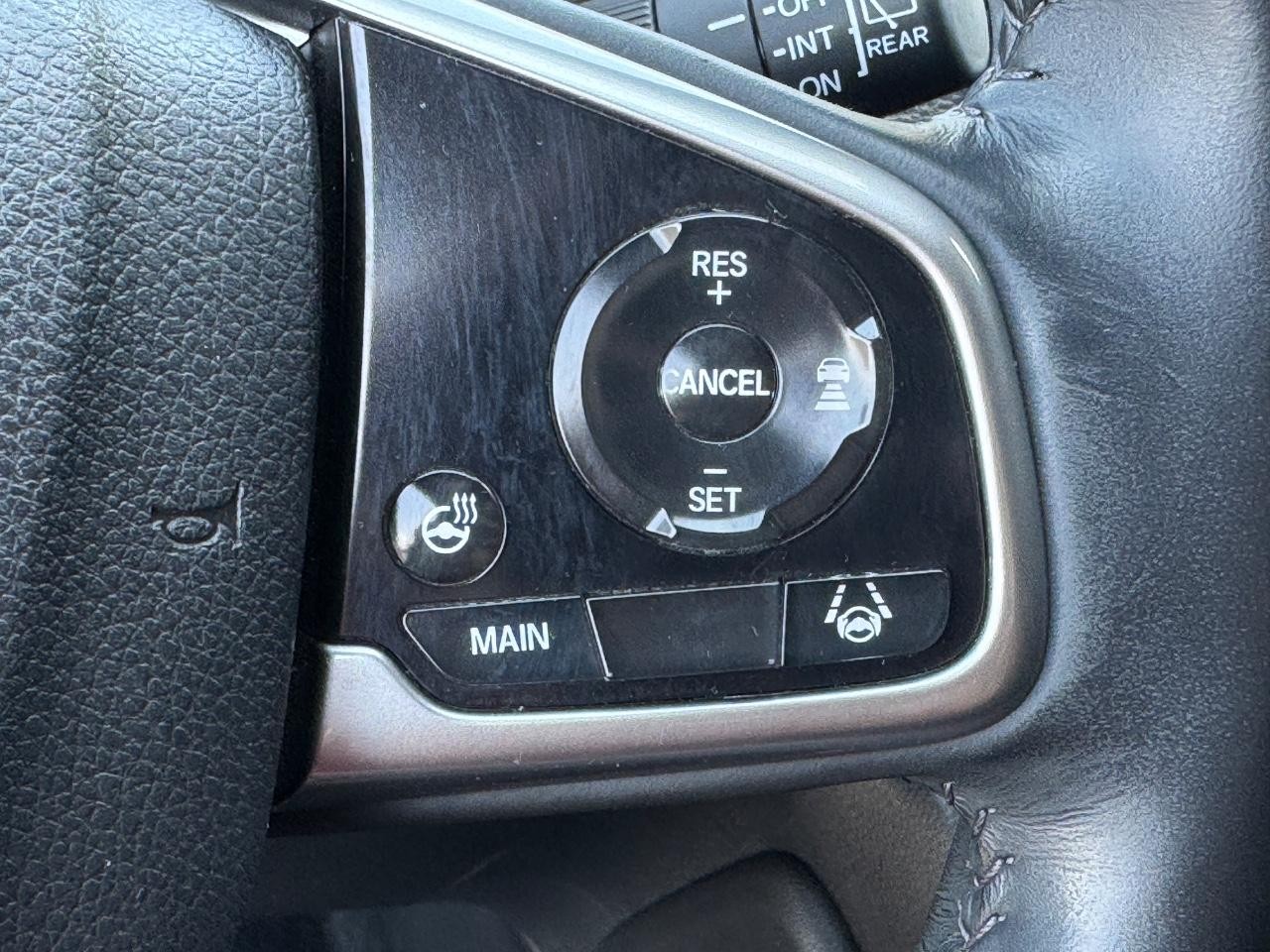 Honda CR-V Vehicle Full-screen Gallery Image 22