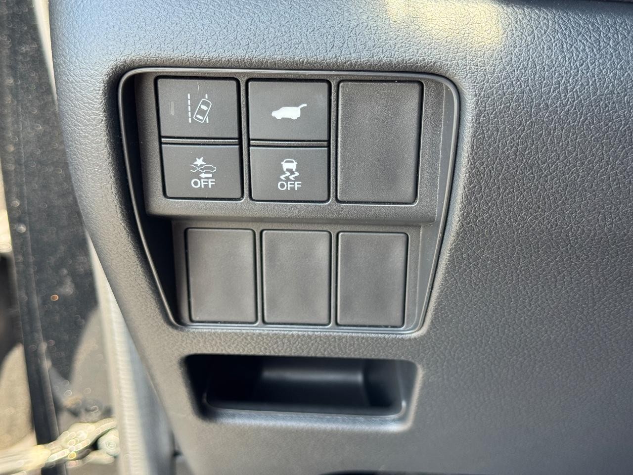 Honda CR-V Vehicle Full-screen Gallery Image 23