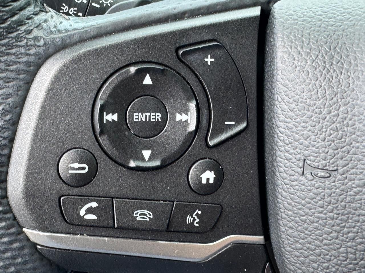 Honda Passport Vehicle Full-screen Gallery Image 22