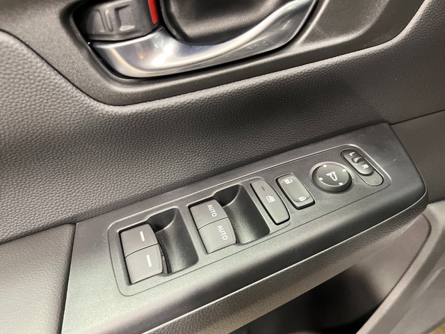 Honda CR-V Hybrid Vehicle Full-screen Gallery Image 14