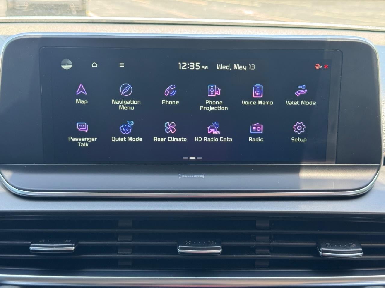 Kia Telluride Vehicle Full-screen Gallery Image 15