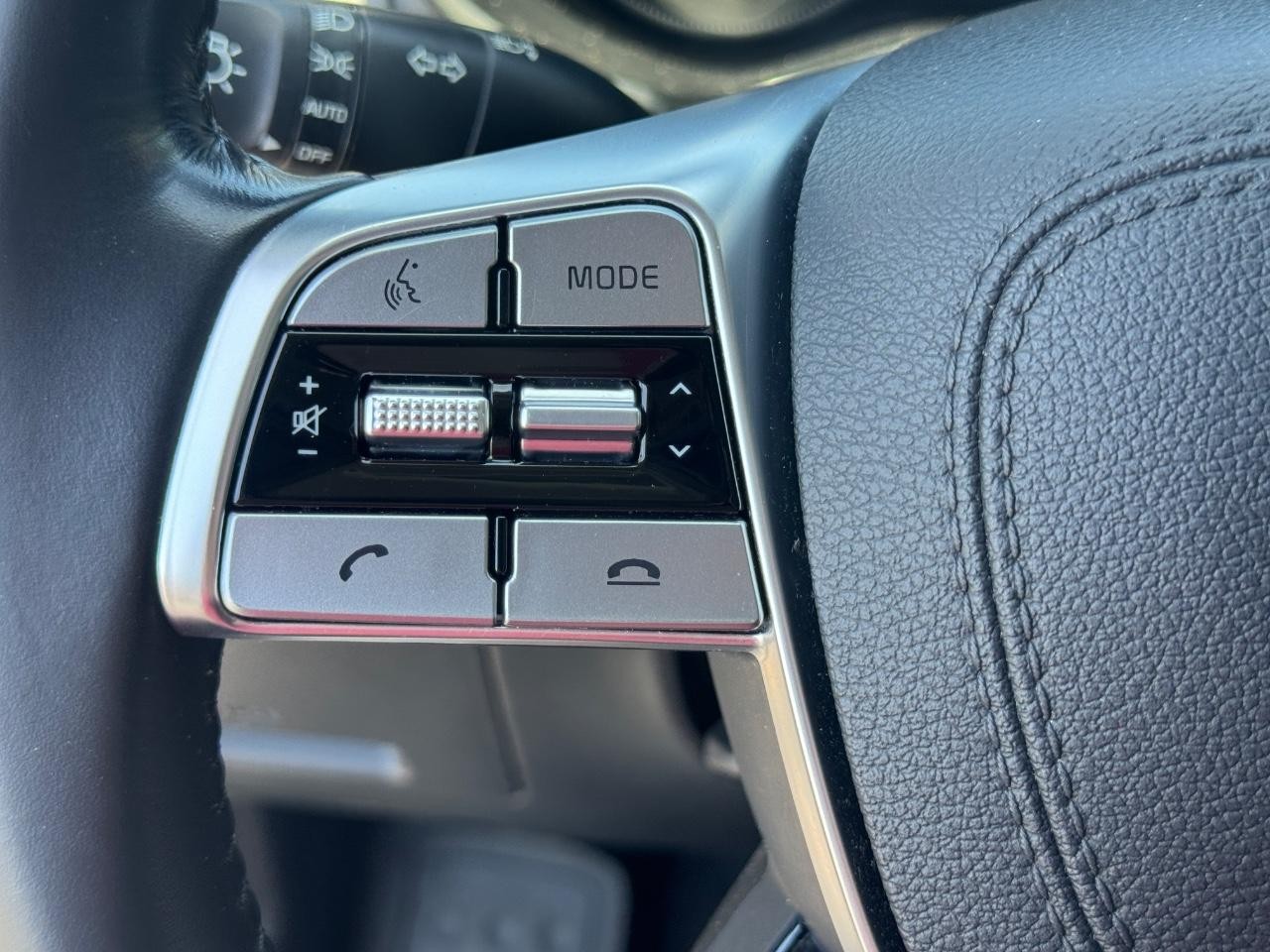 Kia Telluride Vehicle Full-screen Gallery Image 22