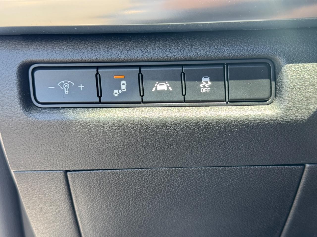 Kia Telluride Vehicle Full-screen Gallery Image 24
