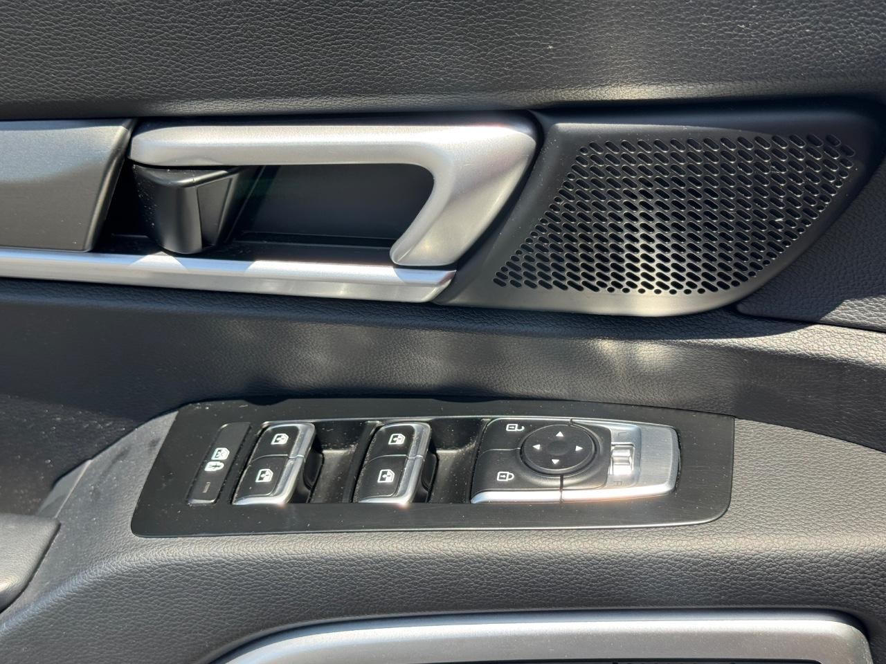 Kia Telluride Vehicle Full-screen Gallery Image 27