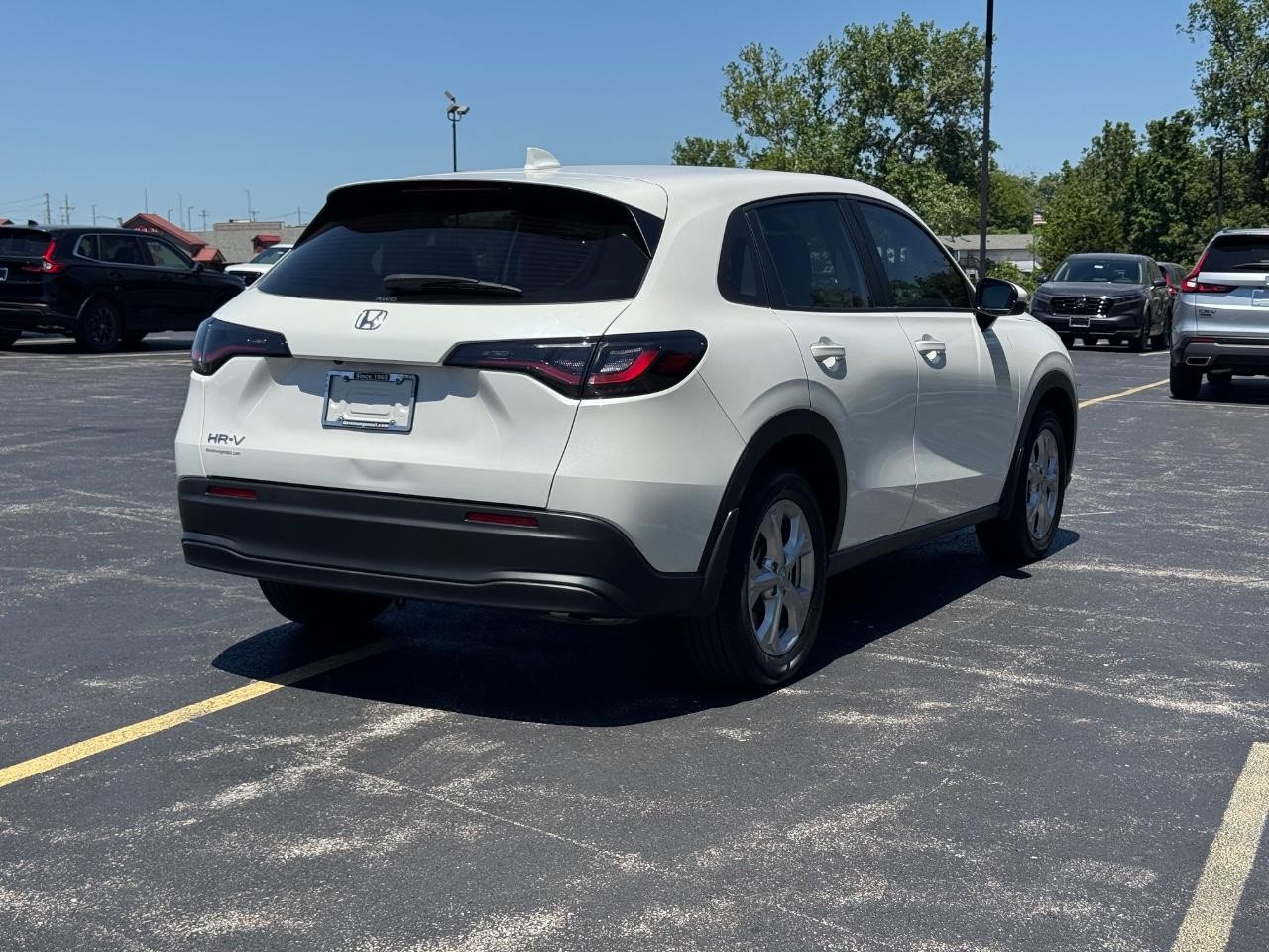 Honda HR-V Vehicle Full-screen Gallery Image 04