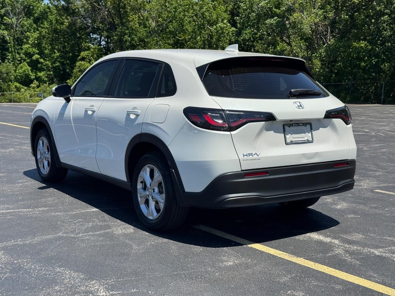 Honda HR-V Vehicle Full-screen Gallery Image 07