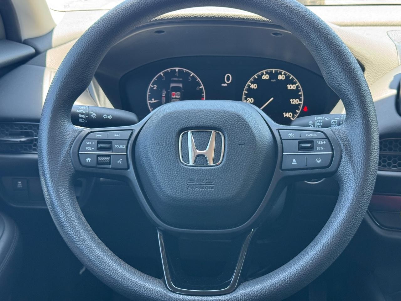 Honda HR-V Vehicle Full-screen Gallery Image 13