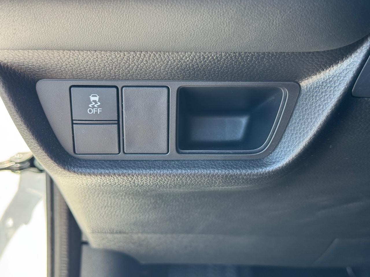 Honda HR-V Vehicle Full-screen Gallery Image 22