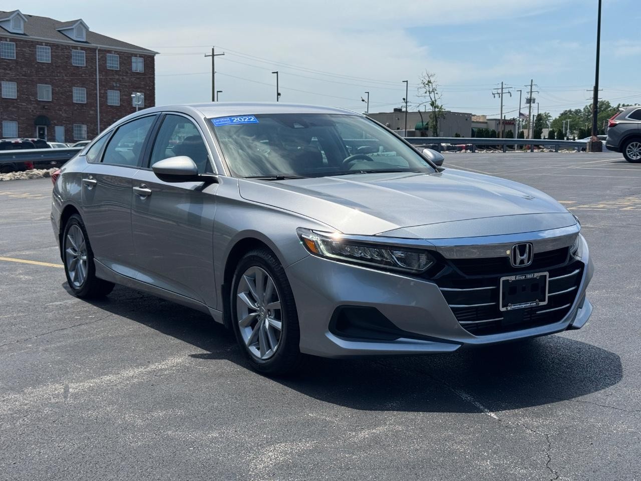 Honda Accord Sedan Vehicle Full-screen Gallery Image 02
