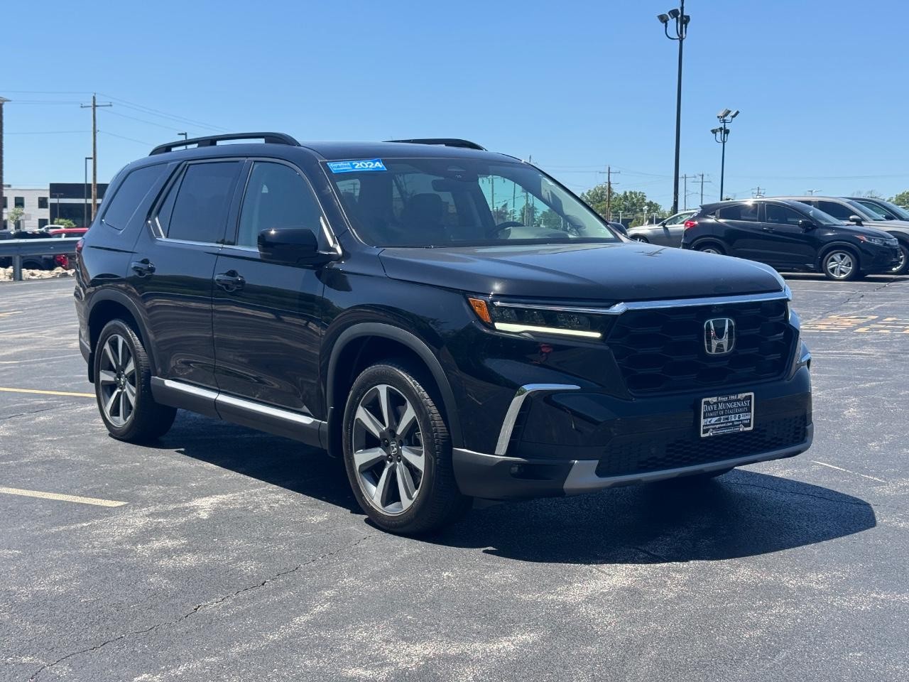 Honda Pilot Vehicle Full-screen Gallery Image 02